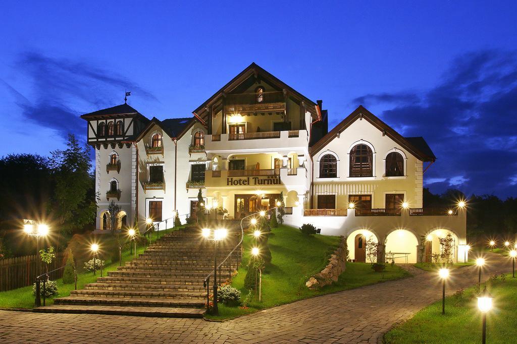 Hotel Turnul Moieciu de Jos Exterior photo